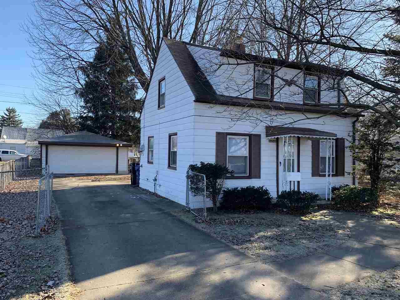 11748 Leverne - Photo 1