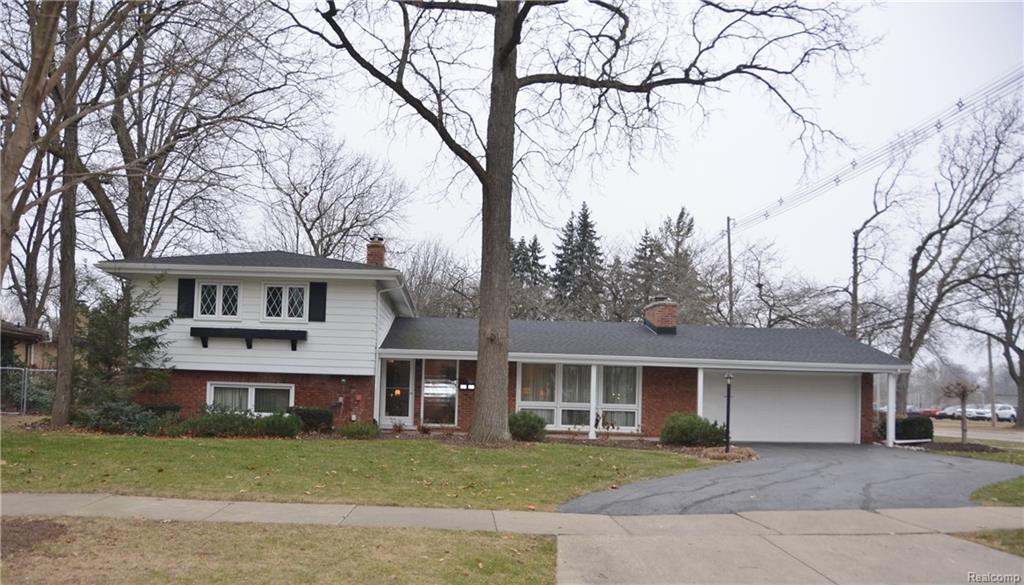 2200 Nichols St - Photo 1