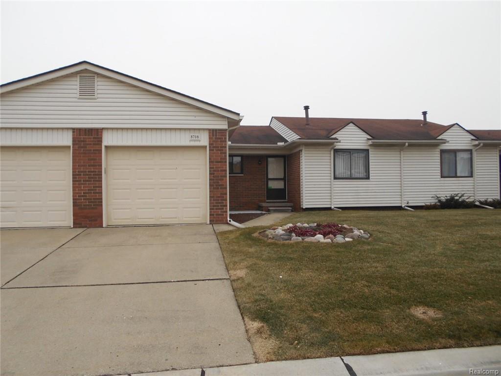 8708 Metropolitan Ave - Photo 1