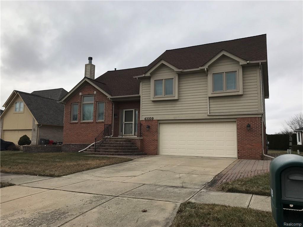 43109 Biland Dr - Photo 1