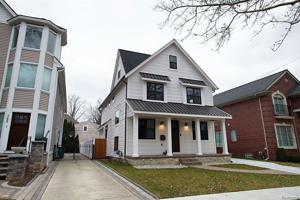920 Maplehurst St - Photo 1