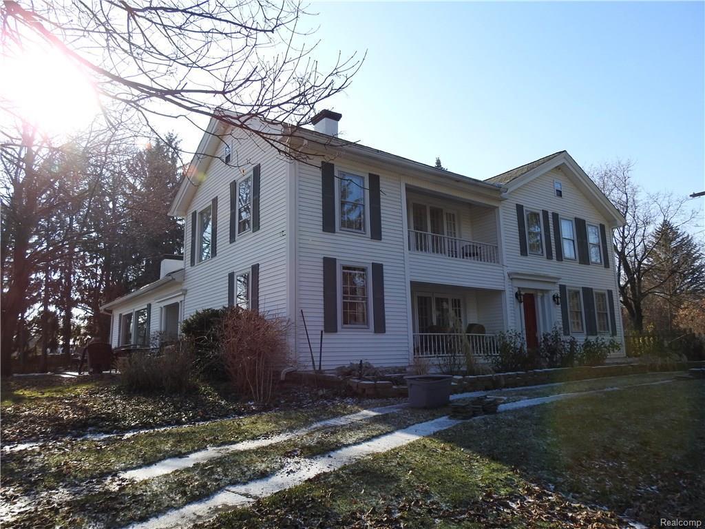 1608 Peppermill - Photo 1