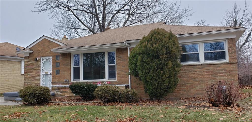 21870 Westhampton St - Photo 1