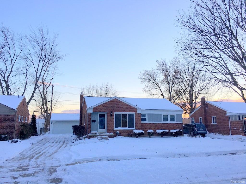 31561 Lamar Dr - Photo 1