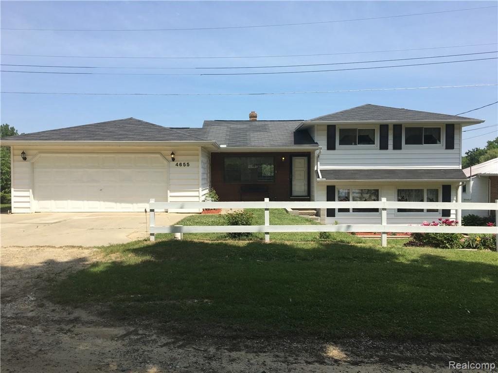 4655 Wilson Dr - Photo 1