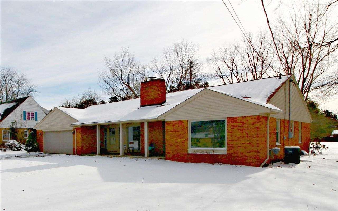 3375 Elmwood - Photo 1