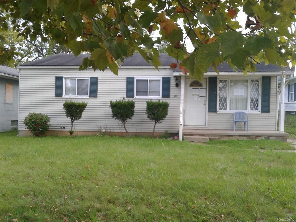 495 Madison St - Photo 1