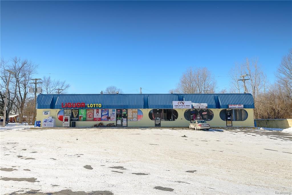 990 Sumpter Rd - Photo 1