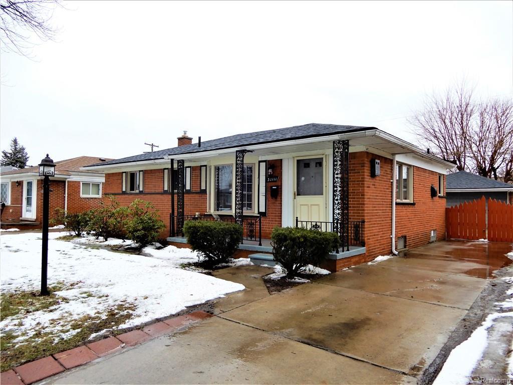 30111 Matthew St - Photo 1