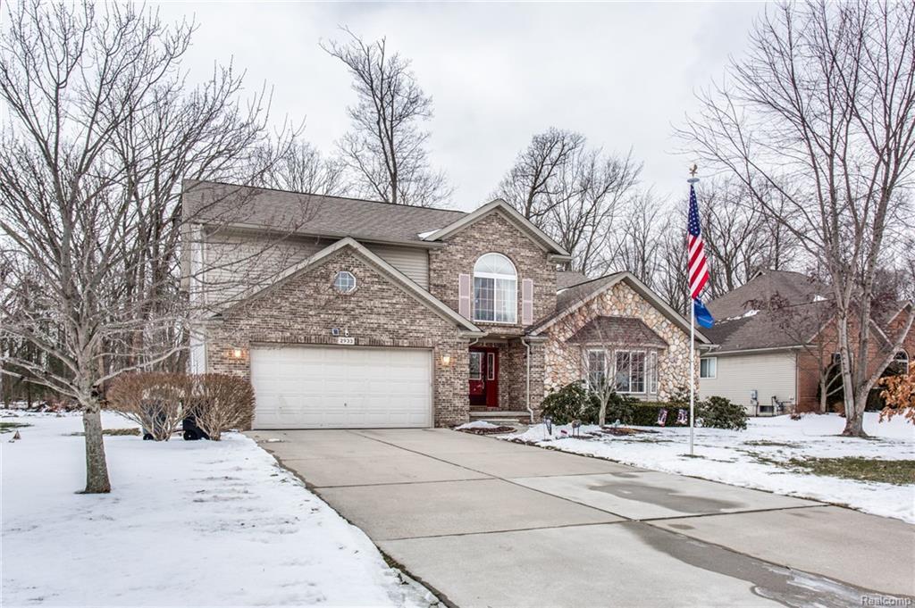 2933 Manchester Dr - Photo 1