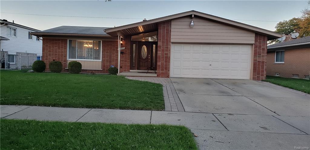 26822 Sheahan Dr - Photo 1
