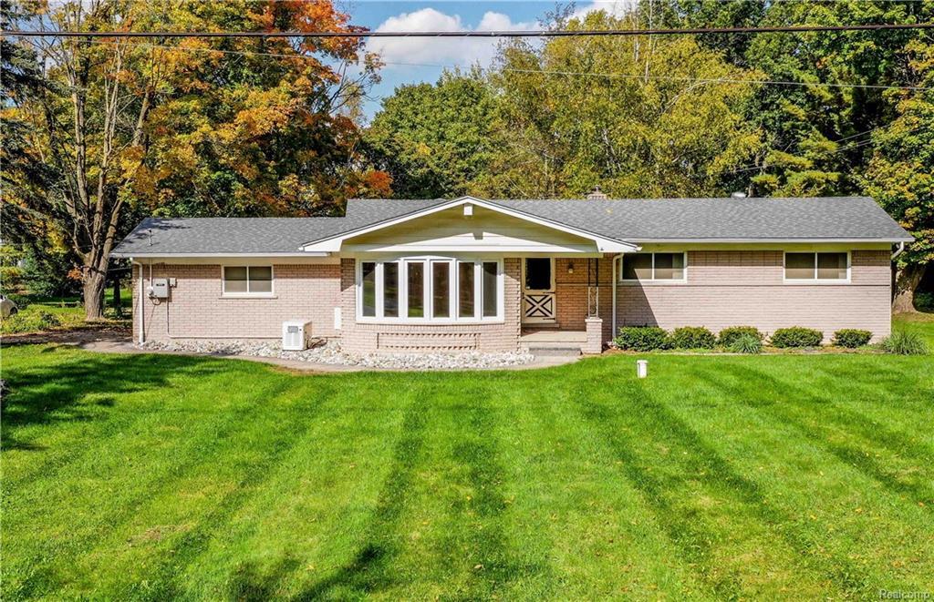 8160 Foster Rd - Photo 1