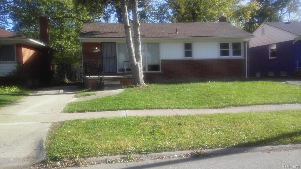 1705 Lexington Pkwy - Photo 1