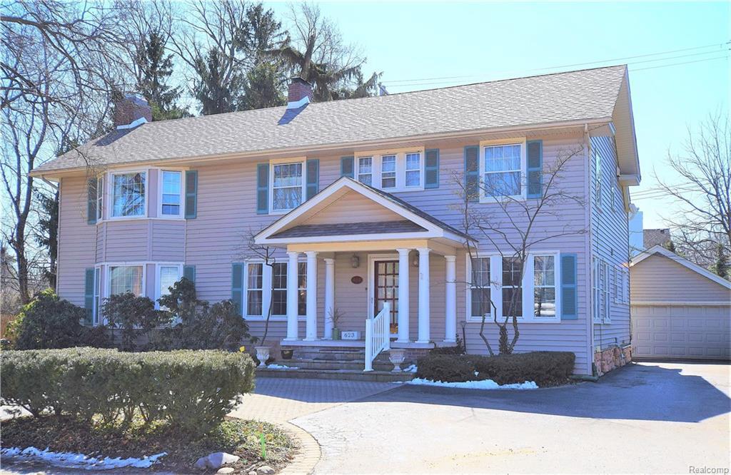 623 Bloomfield Crt - Photo 1