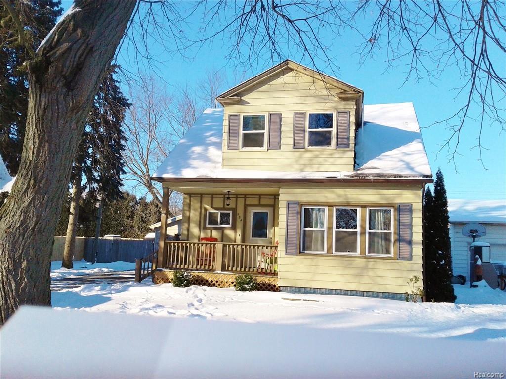 584 St. Bernard - Photo 1