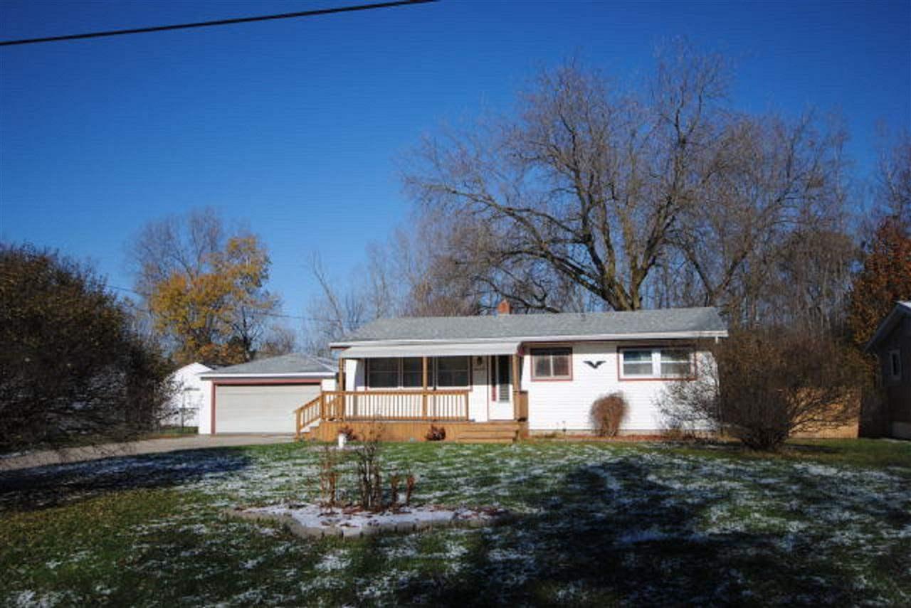 6049 Bunker Hill - Photo 1