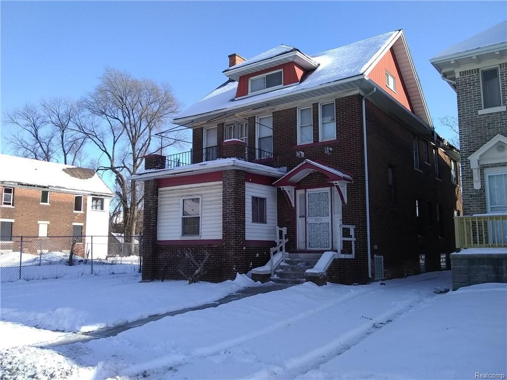 2039 Clairmount St - Photo 1