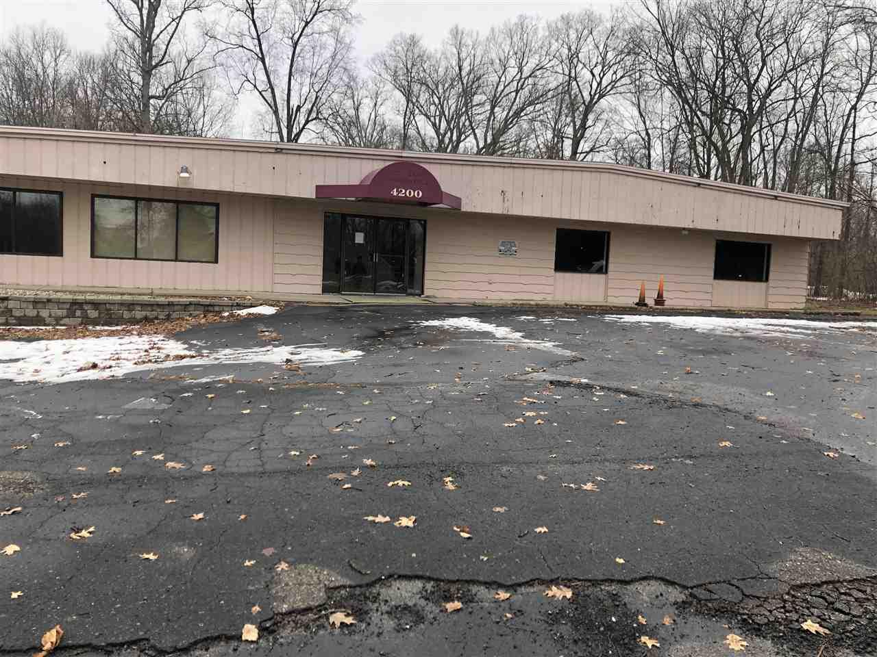 4200 Spring Arbor Rd - Photo 1