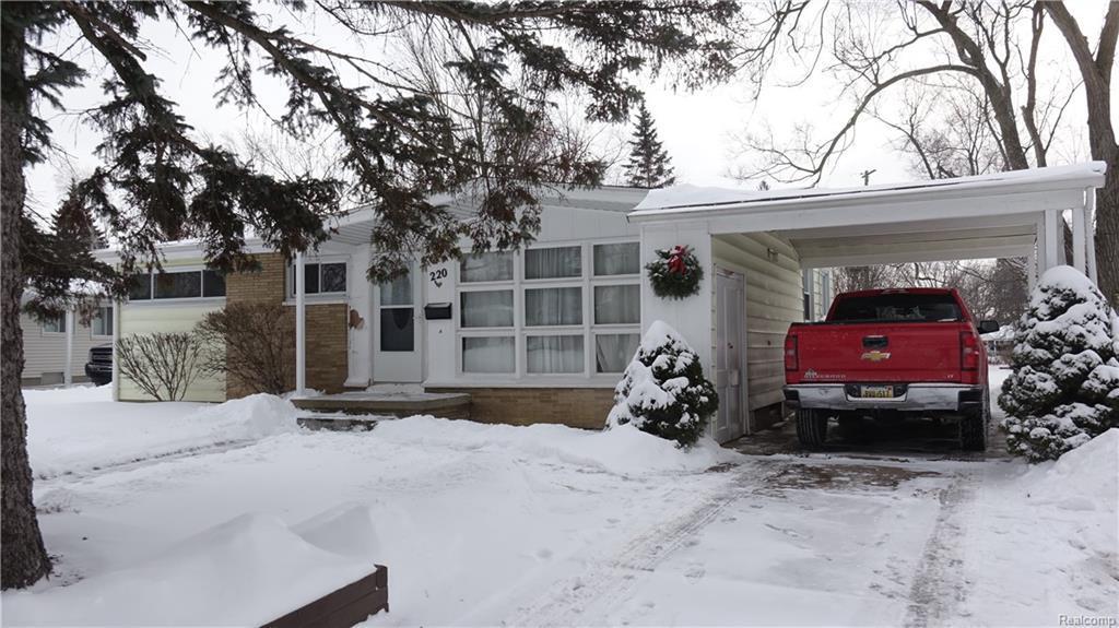 220 Fitzner Dr - Photo 1