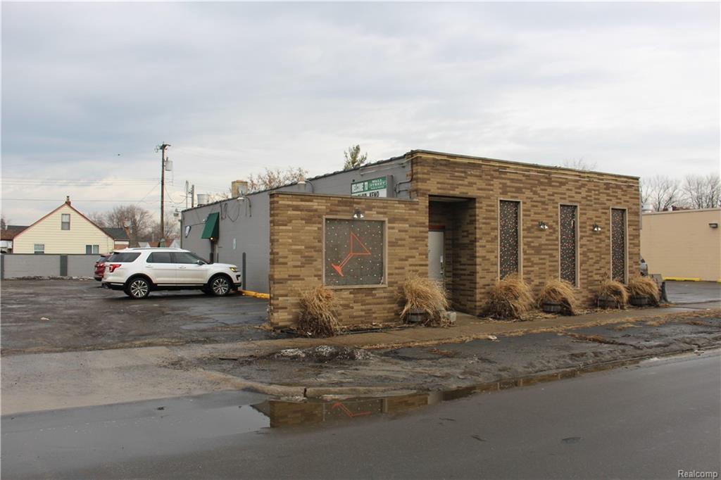 25950 Ford Rd - Photo 1