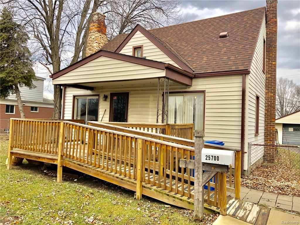 25700 Pennie St - Photo 1