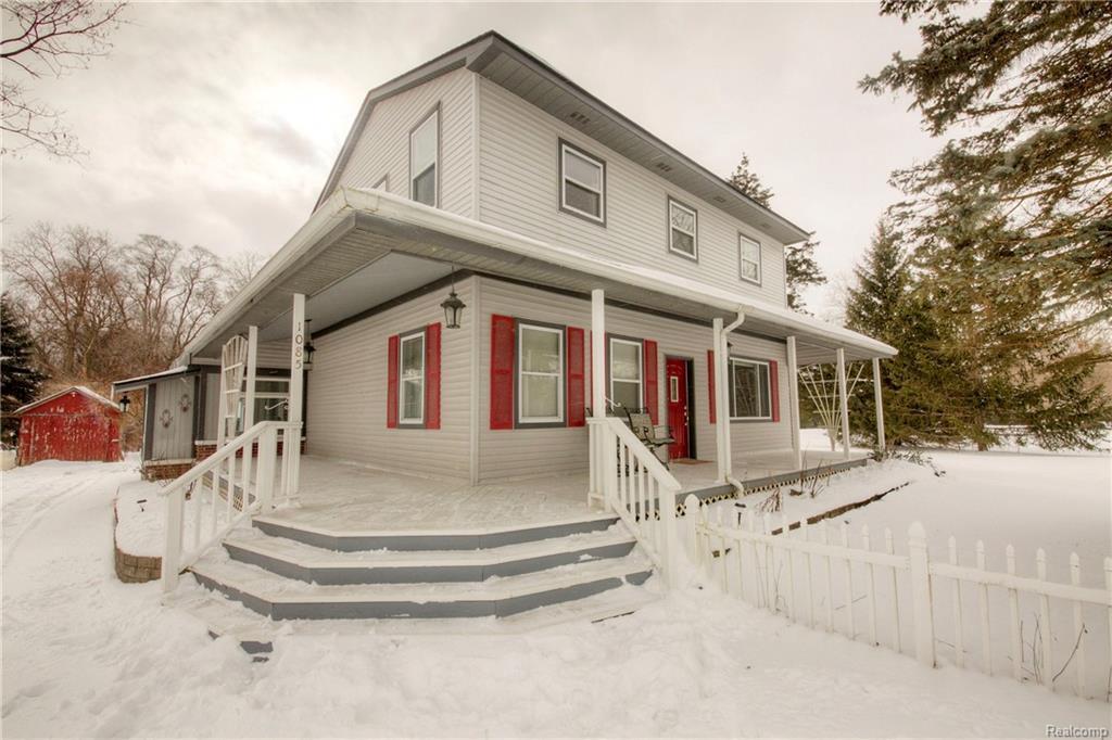 1085 Jennings Rd - Photo 1