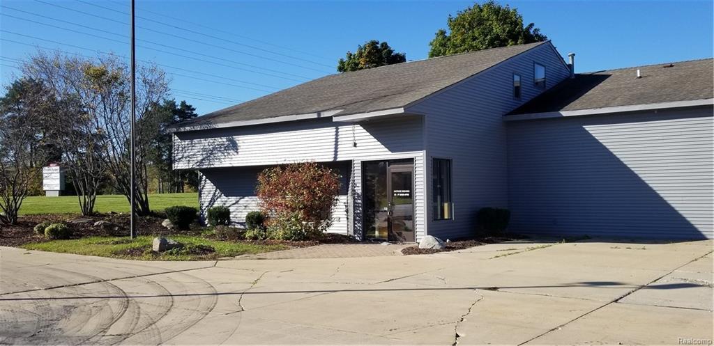 2084 Thompson Rd - Photo 1