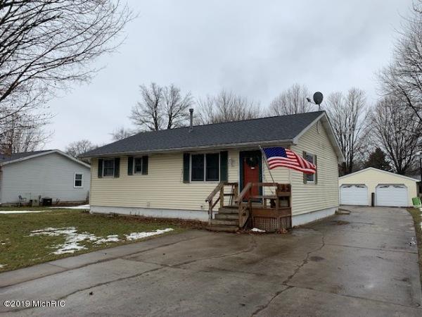111 Avery Dr - Photo 1