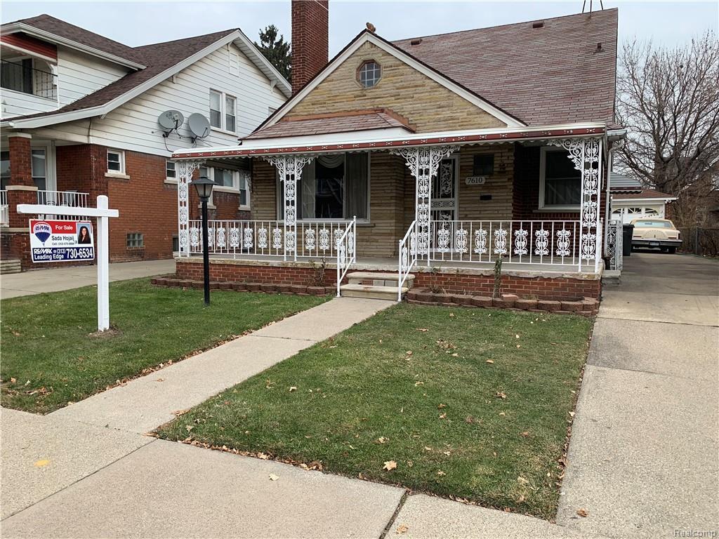 7610 Pinehurst - Photo 1