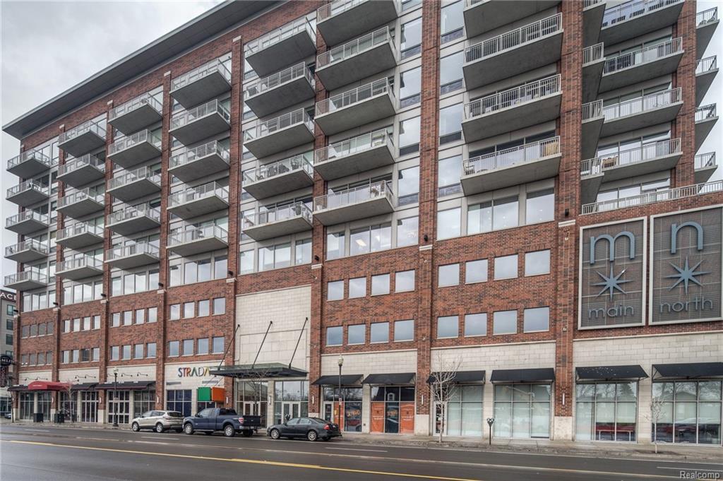 350 Main St - Photo 1