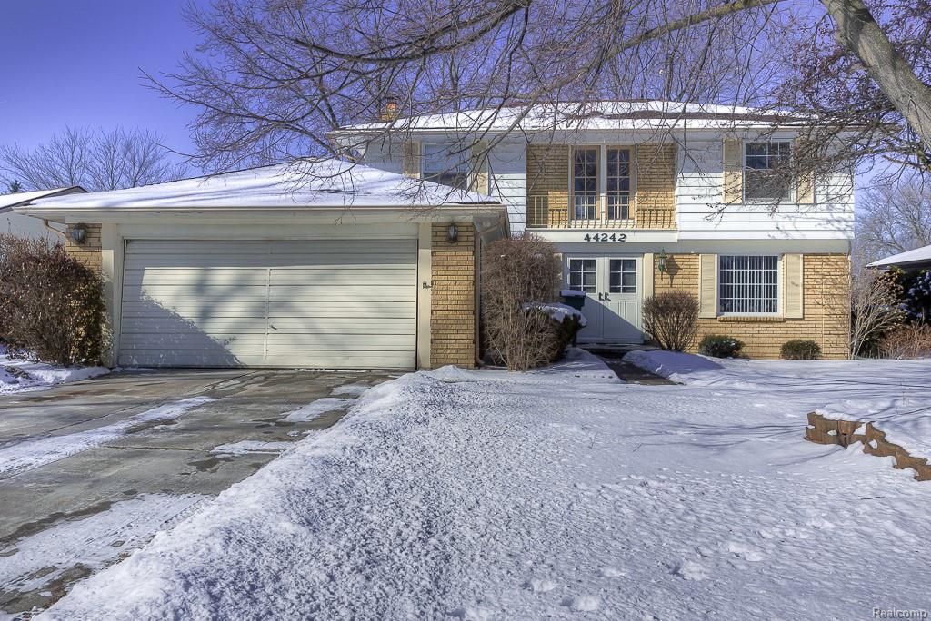 44242 Umberland Cir - Photo 1