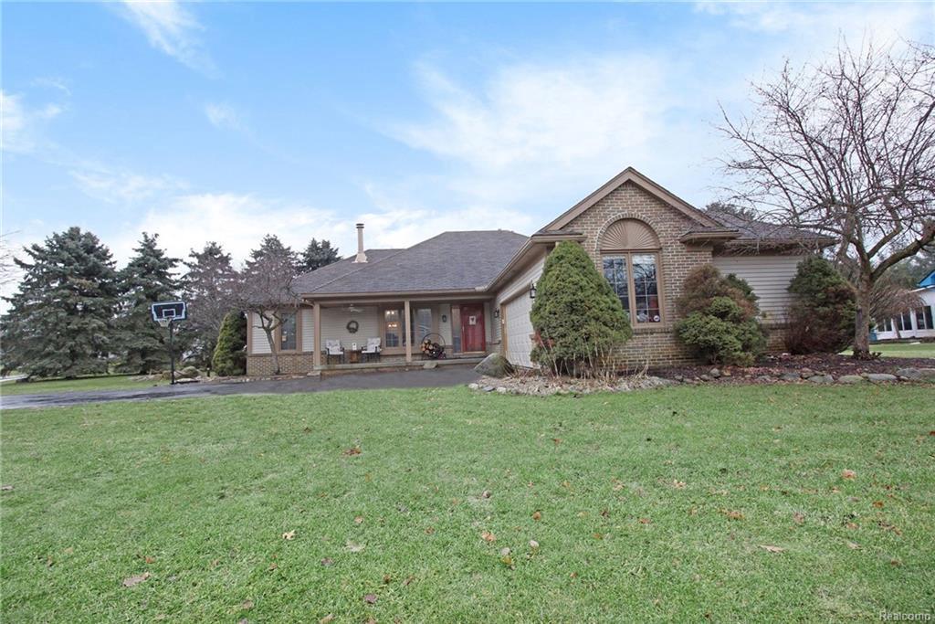 5830 Winterberry Park Dr - Photo 1