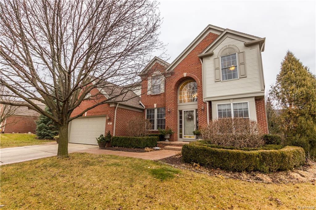 705 Bliss Dr - Photo 1