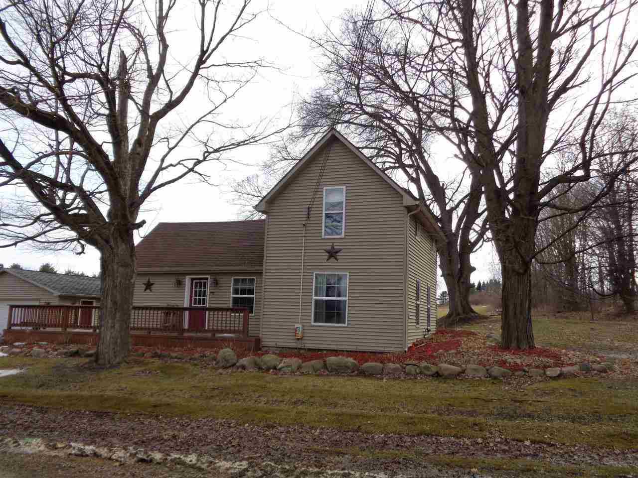 10270 Willard - Photo 1
