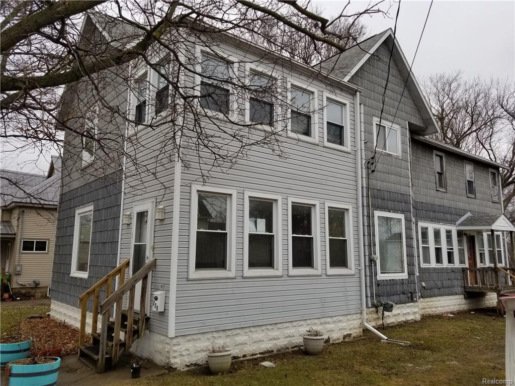 220 Mill St - Photo 1