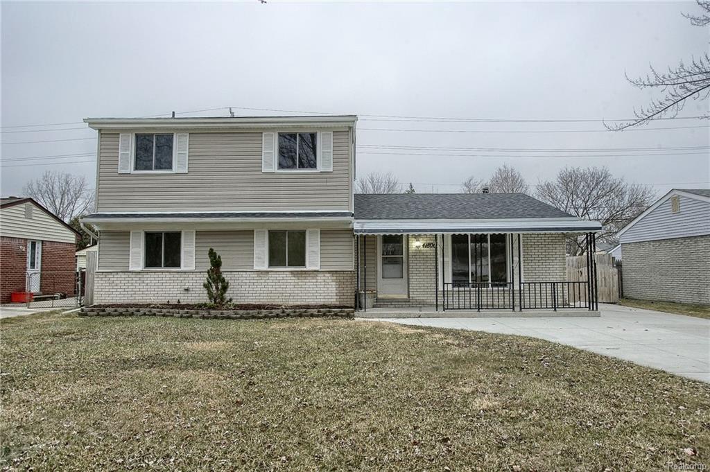 41800 Mcbride Ave - Photo 1