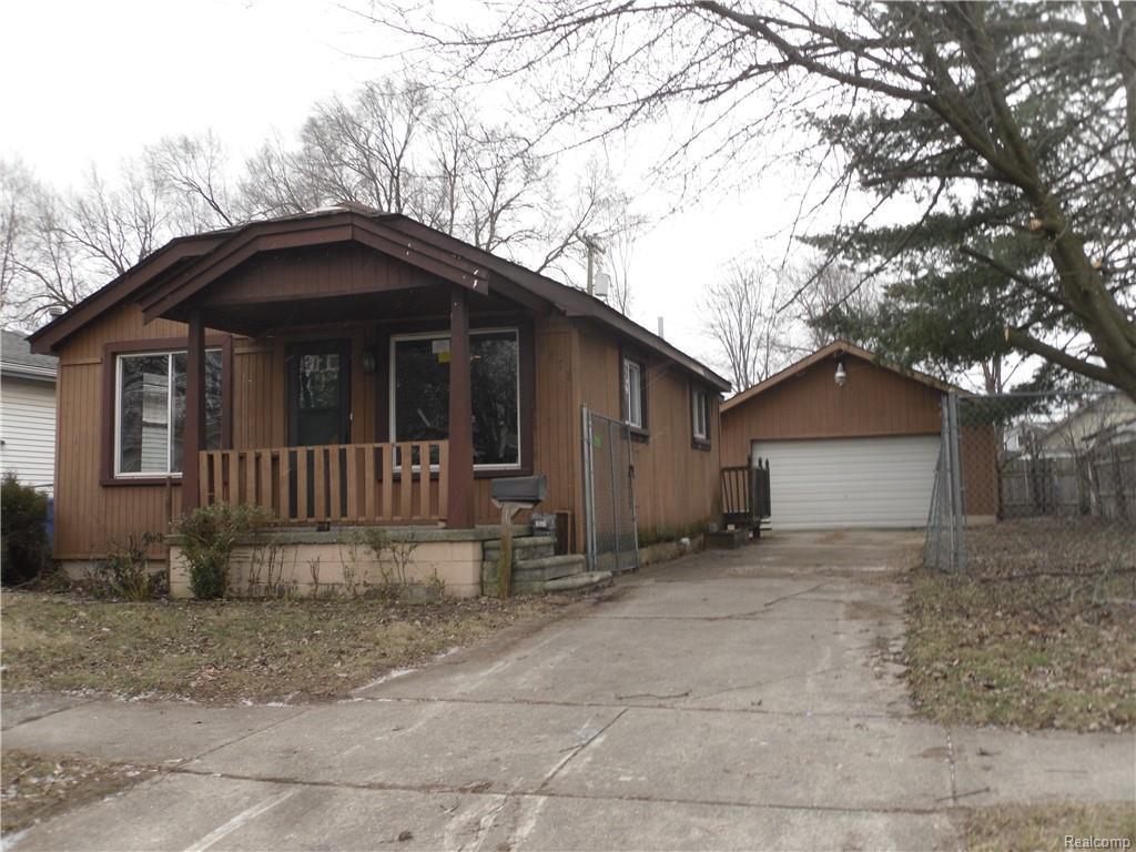 8278 Packard Ave - Photo 1