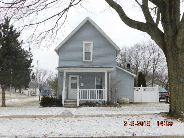 749 Kennedy St - Photo 1