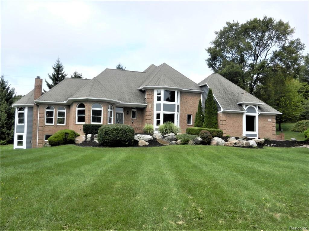 1001 Deep Valley Dr - Photo 1