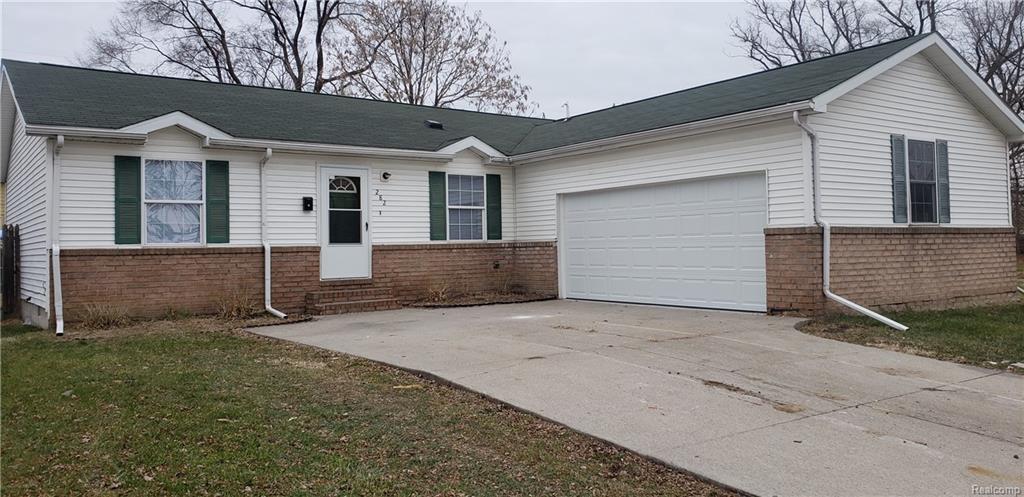 282 Beechwood St - Photo 1