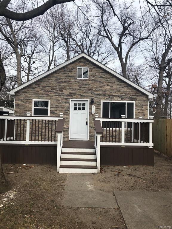 918 Alberta St - Photo 1