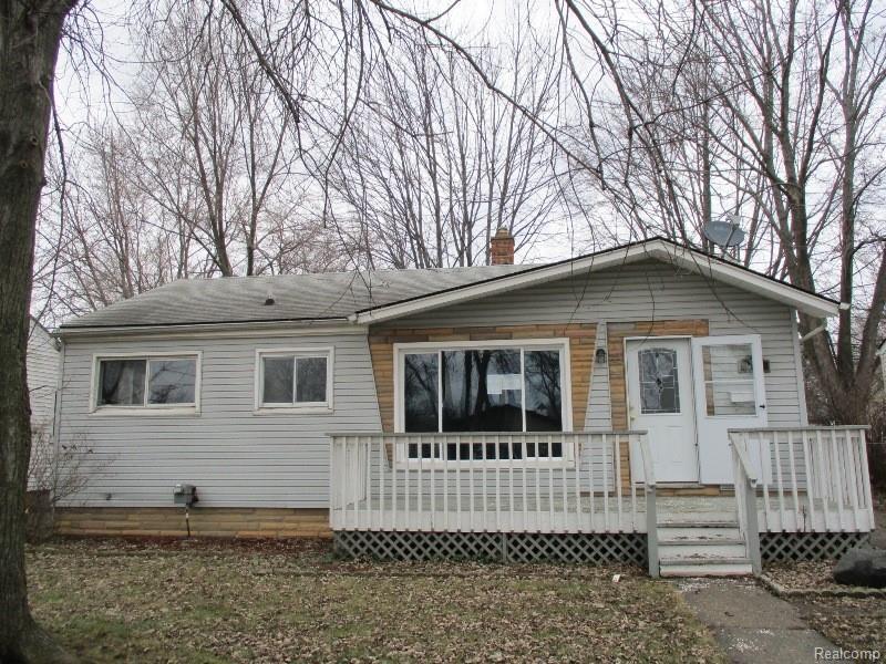 31490 Hazelwood St - Photo 1