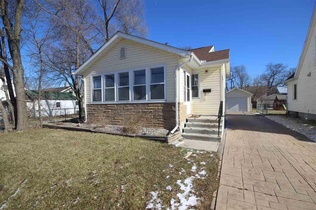 731 Elm Ave - Photo 1