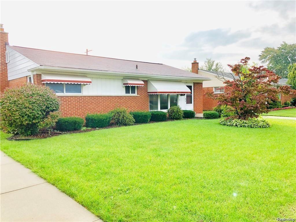 8626 Berwyn St - Photo 1