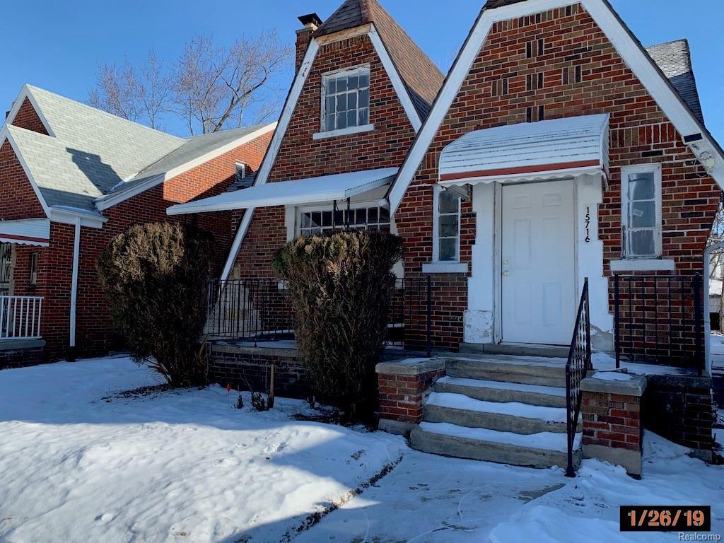 15716 Manor St - Photo 1