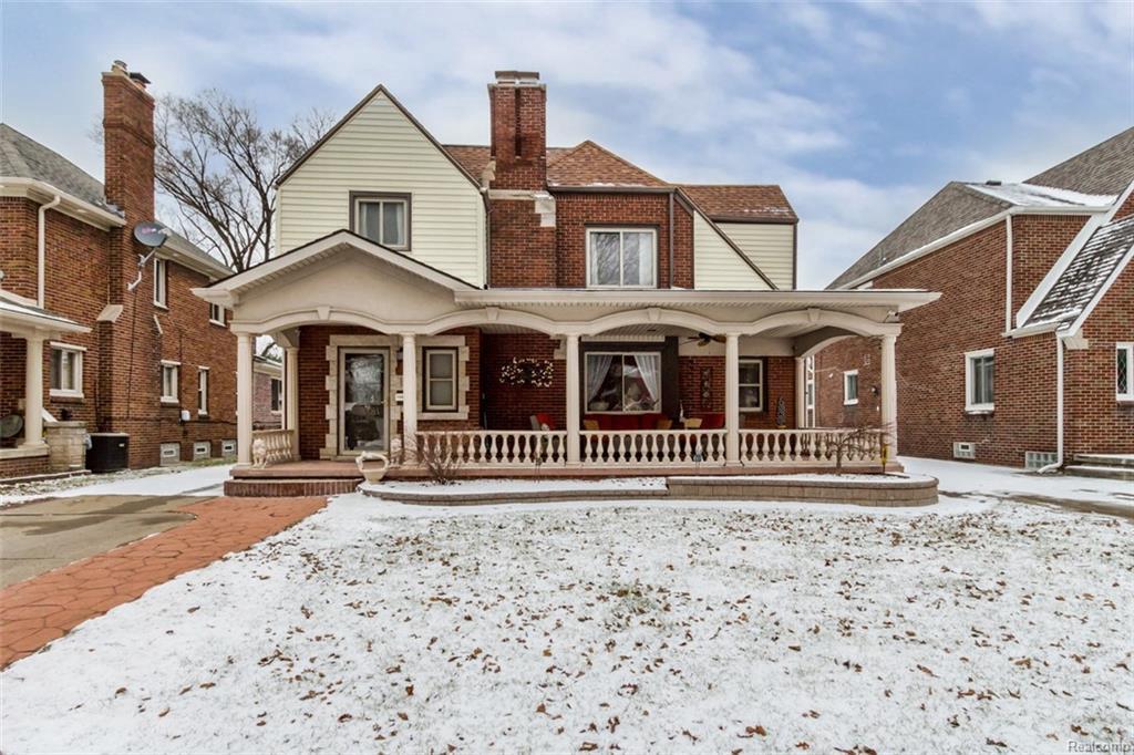 6822 Oakman Blvd - Photo 1
