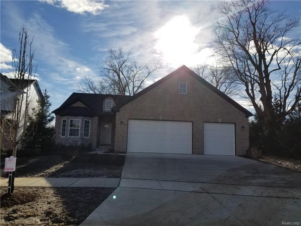 147 Kirkman St - Photo 1