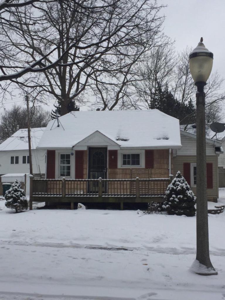 534 Irvington Ave - Photo 1