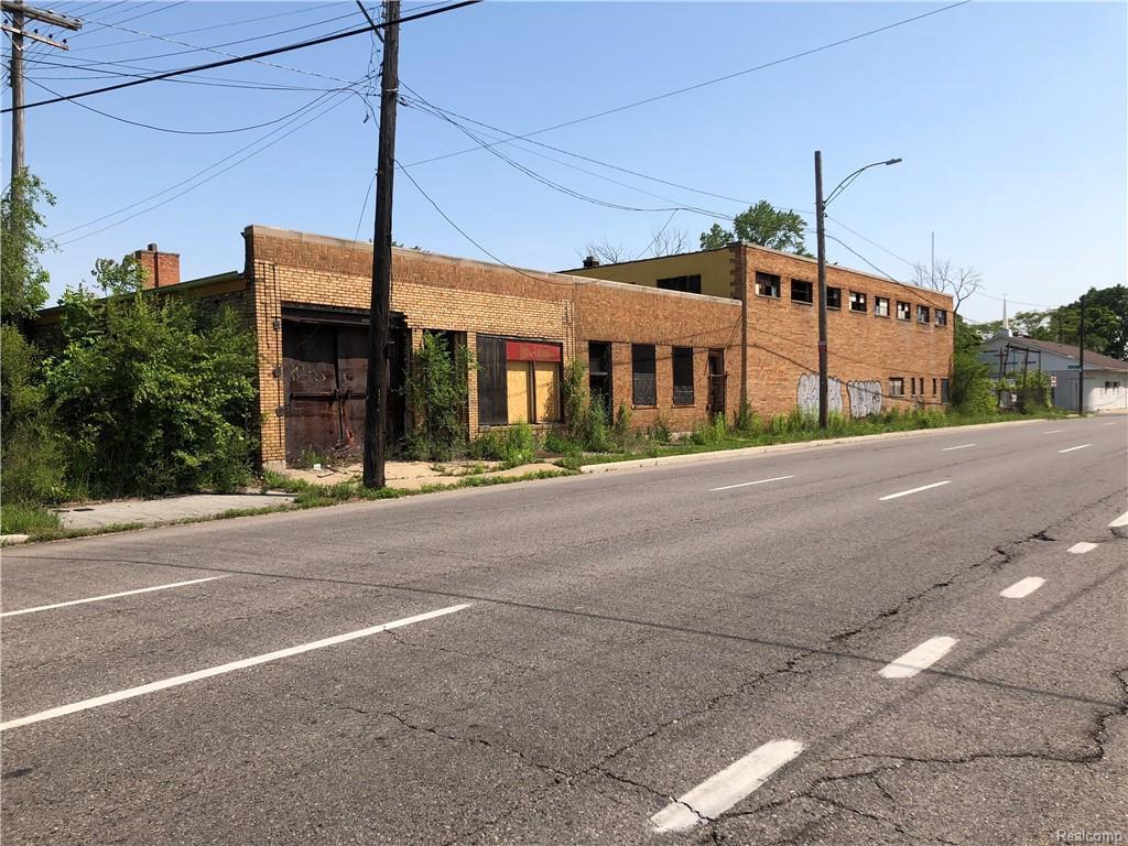 9325 Forest Ave - Photo 1