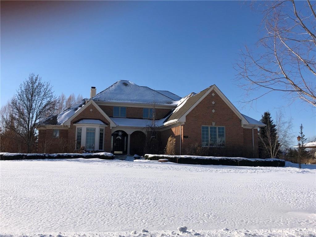 22257 Hillside Dr - Photo 1
